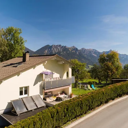 Apartment Schallert Buerserberg